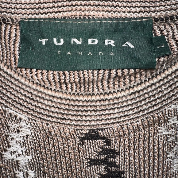 Tundra Canada Sweater. Size Large. Used but in excellent condition. - Picture 3 of 4